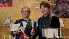 宋康昊在韩国什么地位，他和李秉宪谁地位高？