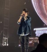 站桩式演唱会是什么梗？来自五月天